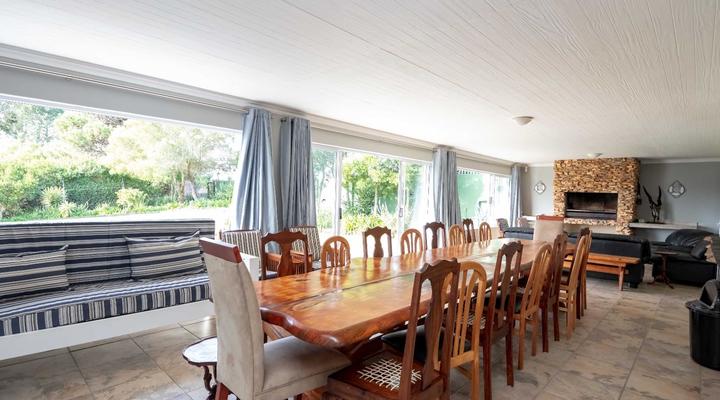 Manhattan Estates - Woodlands Villa