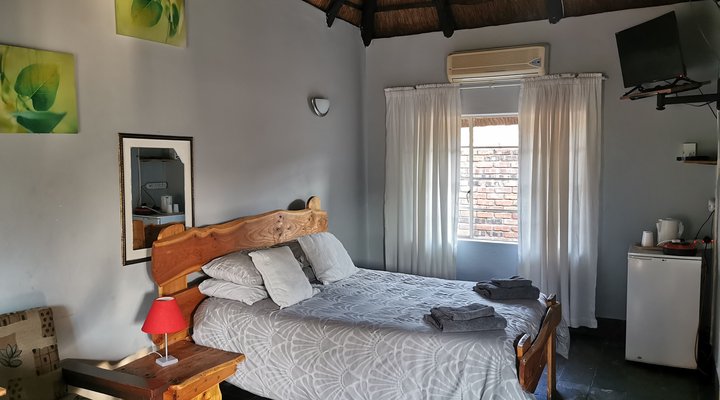 Sha-Henne's Guest House