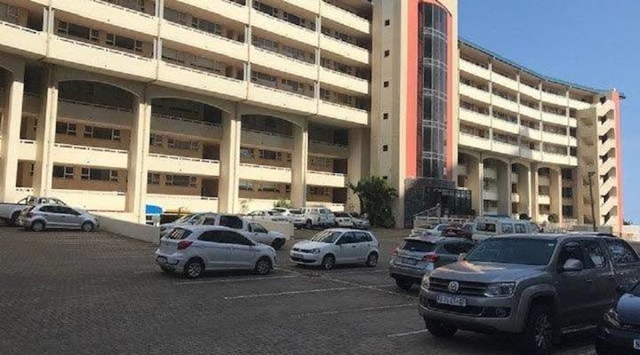 111 Lescalier Cabanas