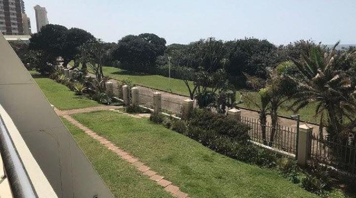 111 Lescalier Cabanas