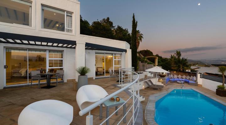 Villa Afrikana Guest Suites