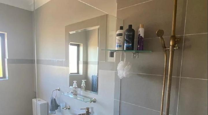 Steenbokkie: Double-storey Holiday House