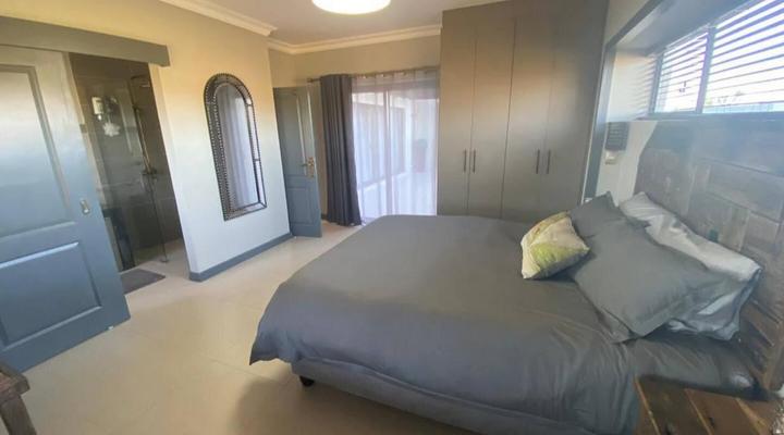 Steenbokkie: Double-storey Holiday House