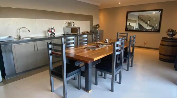 Steenbokkie: Double-storey Holiday House