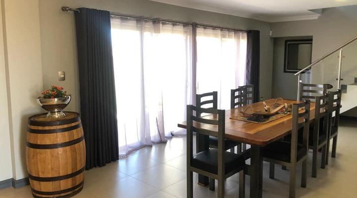 Steenbokkie: Double-storey Holiday House