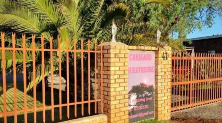 Chrisand Guesthouse