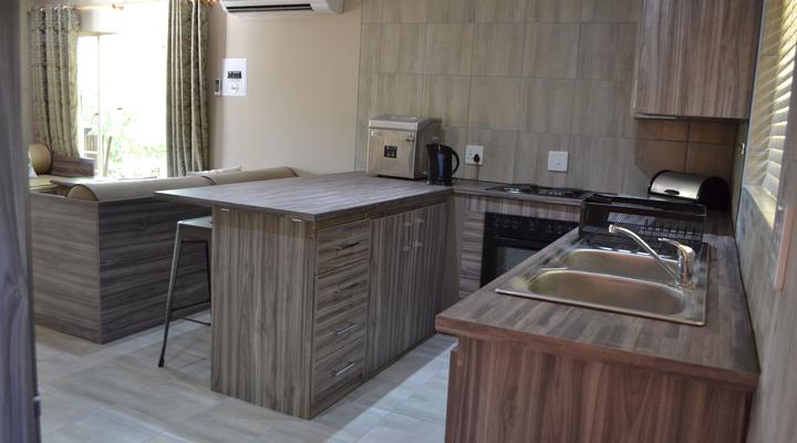 Paulandi - Leeupoort