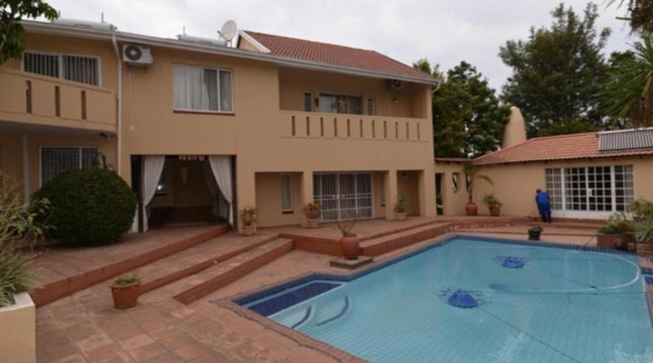 Attaché Guest Lodge & Spa