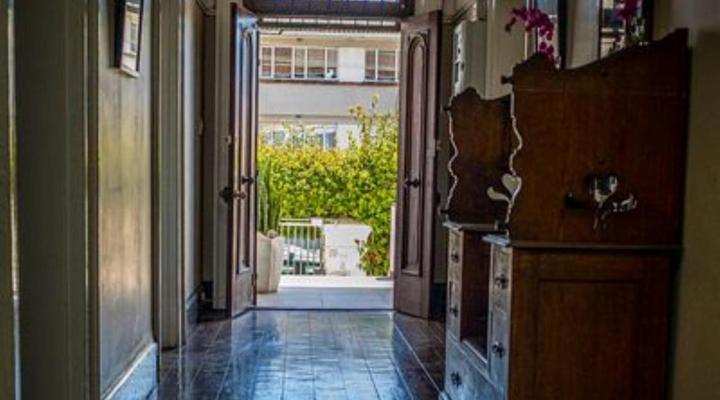 The Lenox Guesthouse