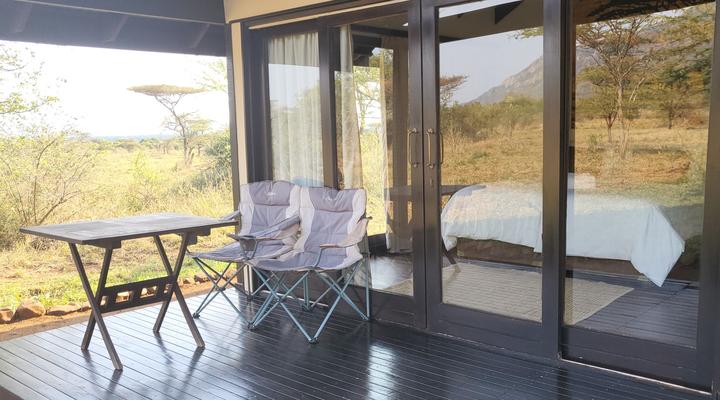 Royal Jozini Ekuthuleni Lodge