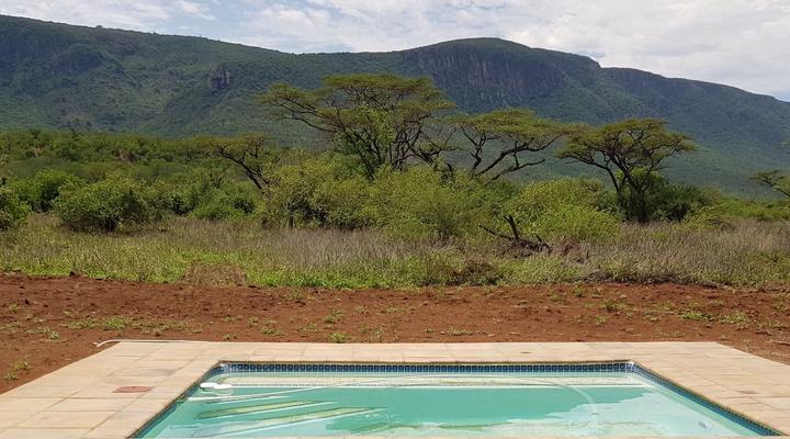 Royal Jozini Ekuthuleni Lodge