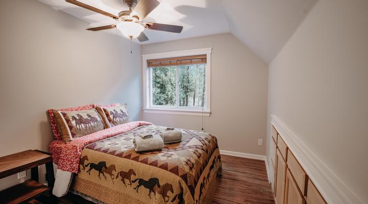 #22 Mt Baker Rim Cabin