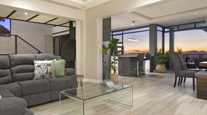 Zaria Sun Family by HostAgents