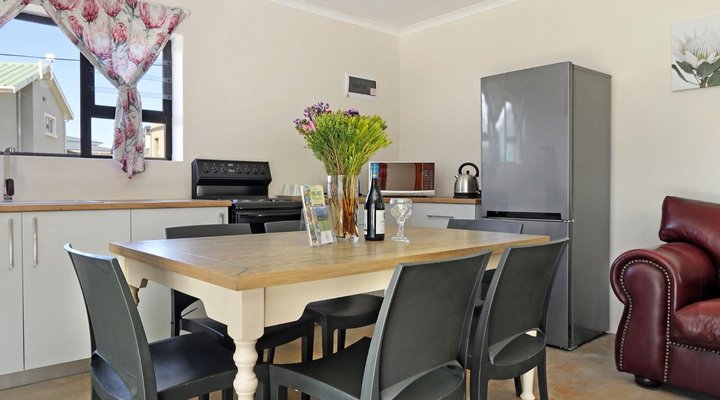 The Beach Cottage Betty's Bay 