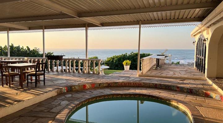 Gracelands Beach Lodge