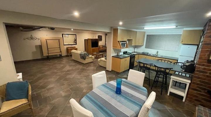 Adri's Self-catering Jeffreys Bay