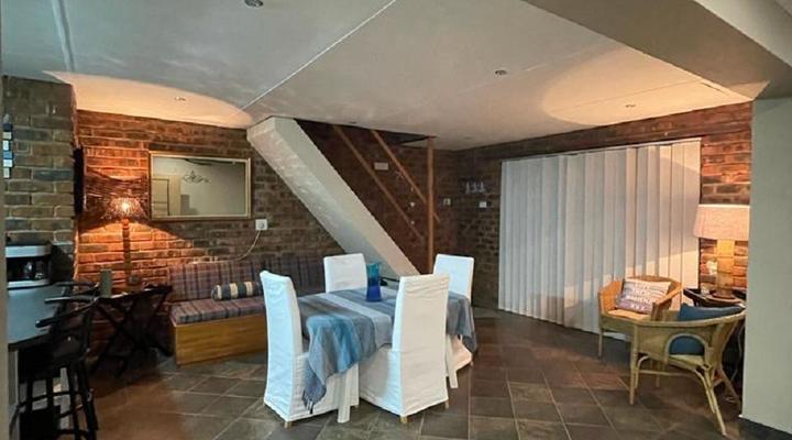 Adri's Self-catering Jeffreys Bay