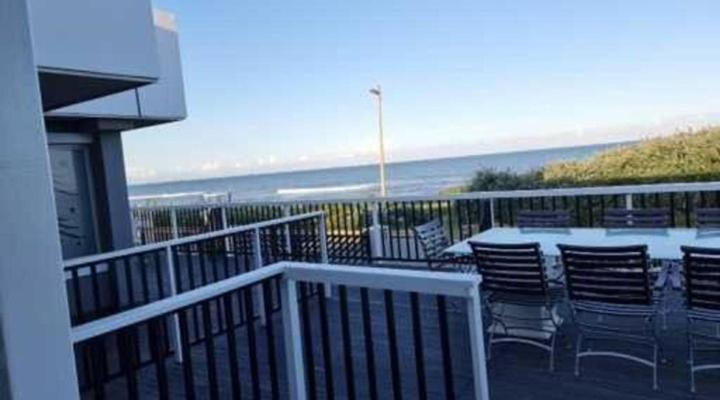 The Waves of the Ocean