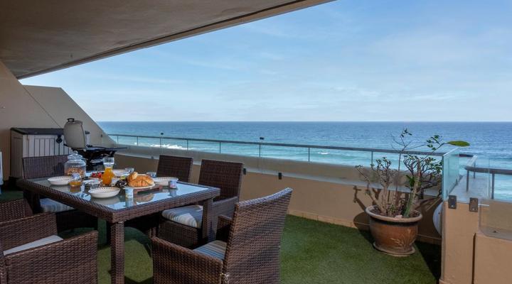 Umdloti Beach Front Apartment