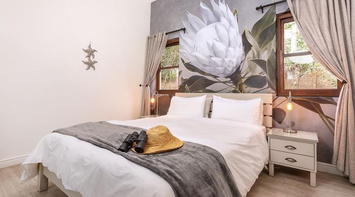 Sixteen Guesthouse on Main