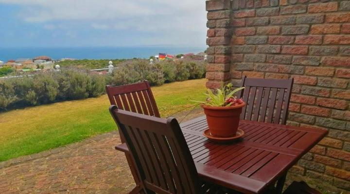 Amzee-bokmakierie Guest House