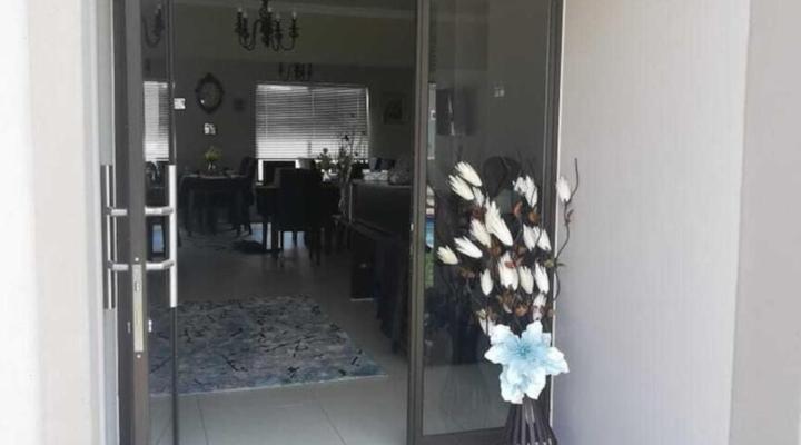 Atlantic Pearl Guest House Rivonia