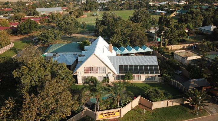 Leeudoringstad Guesthouse