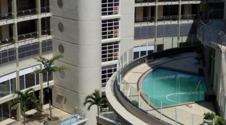 Beach Apartments- The SAILS