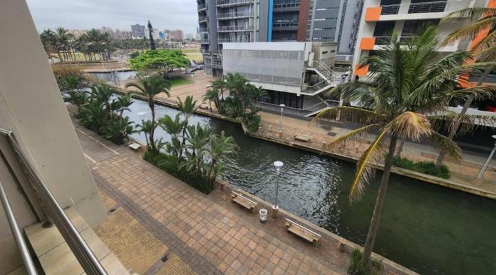 Beach Apartments- The SAILS