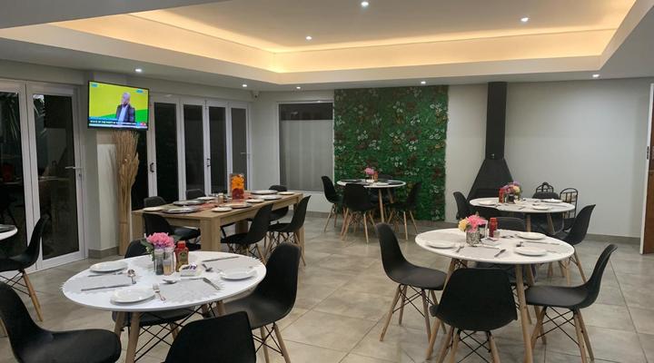 Fin and Feather Guest Lodge