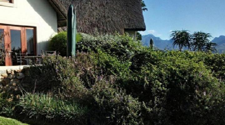 Paradise Cove Country House