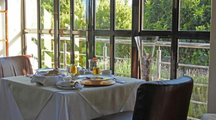 Paradise Cove Country House