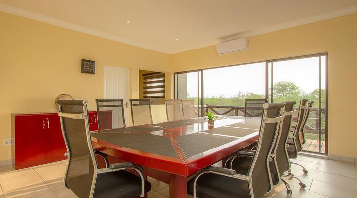 Royale Marlothi Safari Lodge