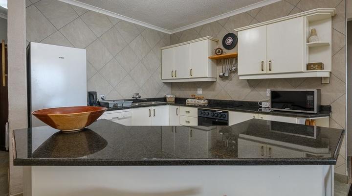 La Crete Sands no 2, Uvongo