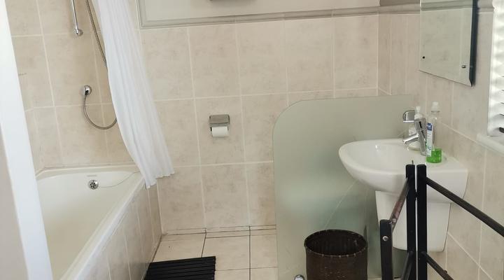 Arkenstone Frys Guest House