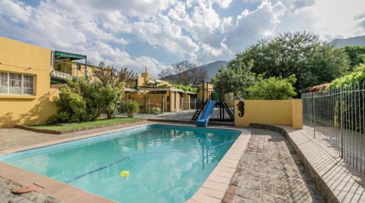 Profcon Country Cottages