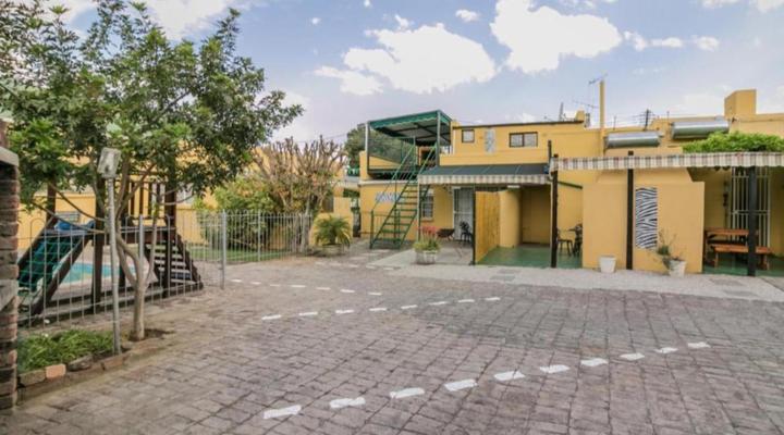 Profcon Country Cottages