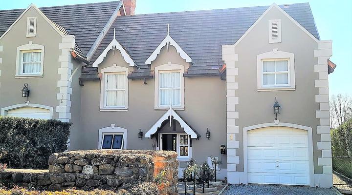 One Rawdons Country estate