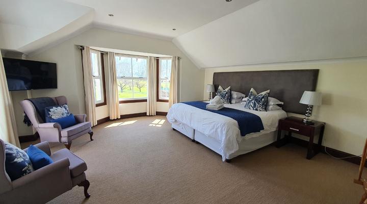 Two Rawdons Country Estate