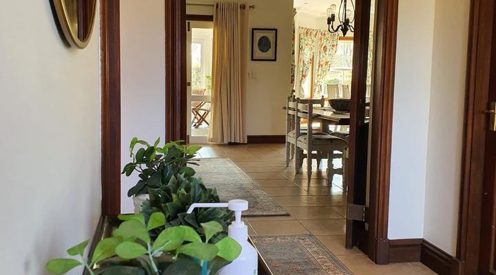 Two Rawdons Country Estate