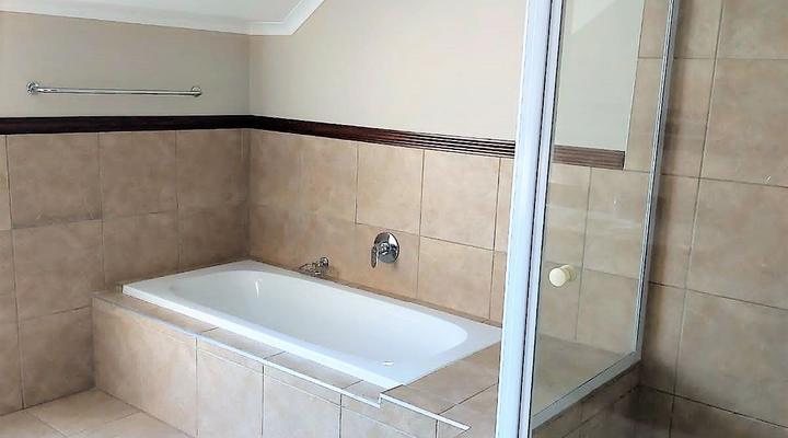 Three Rawdons Country Estate