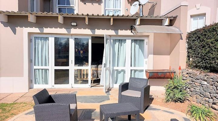 Three Rawdons Country Estate