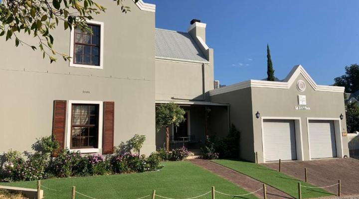 La Gratitude Guest House 