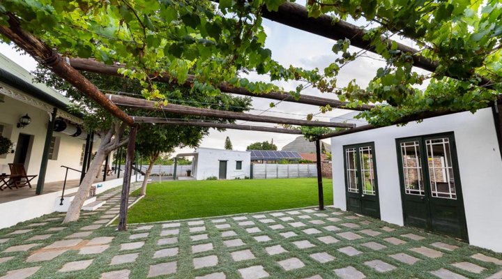 Victorian Square Guesthouse