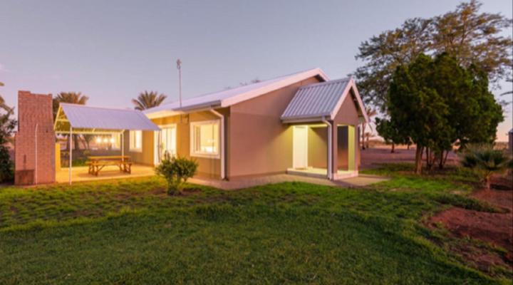 Flying Ostrich Self-catering Accomodation