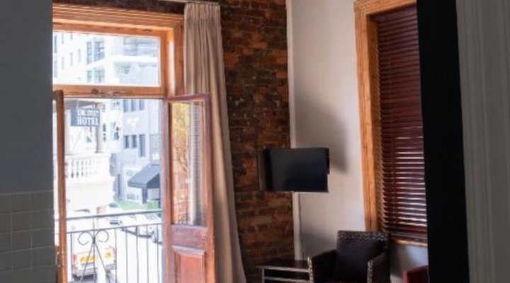 Daddy Long Legs Self Catering Apartments