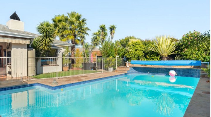 Meerendal Cottage