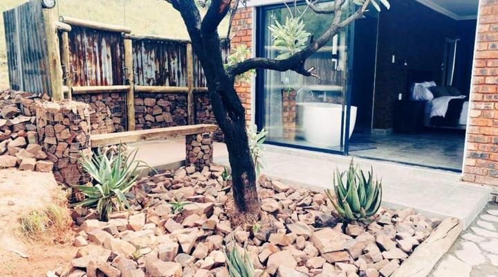 Rocky Road Mountain Lodge