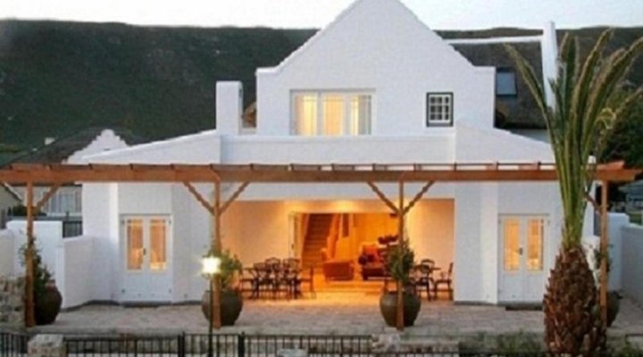 Nautilus Cottage