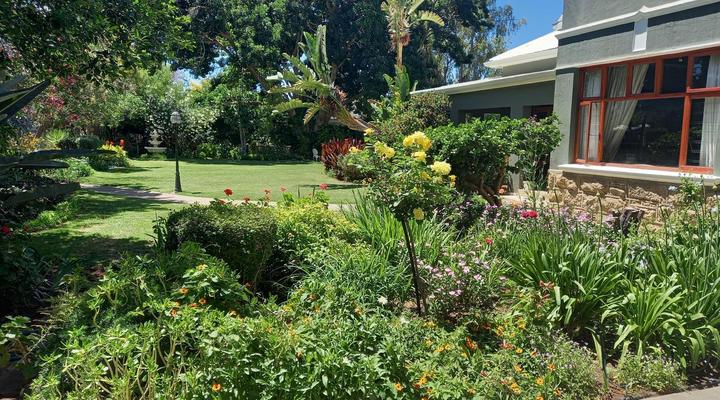 La Pension Guest House